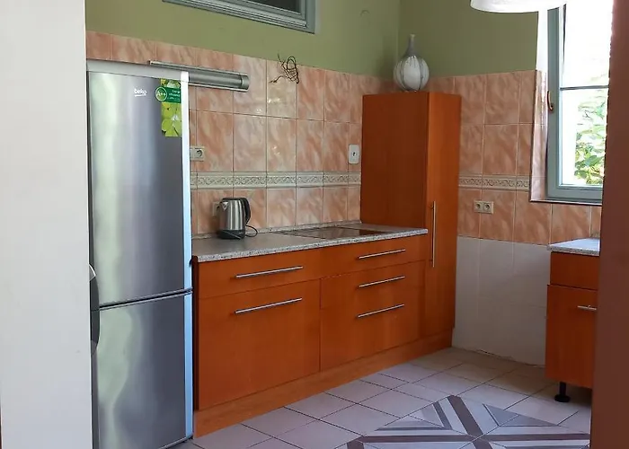 U Prahy,v Prirode,jezero Villa *
